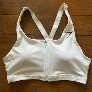 Brand new gym shark shorts bra - medium